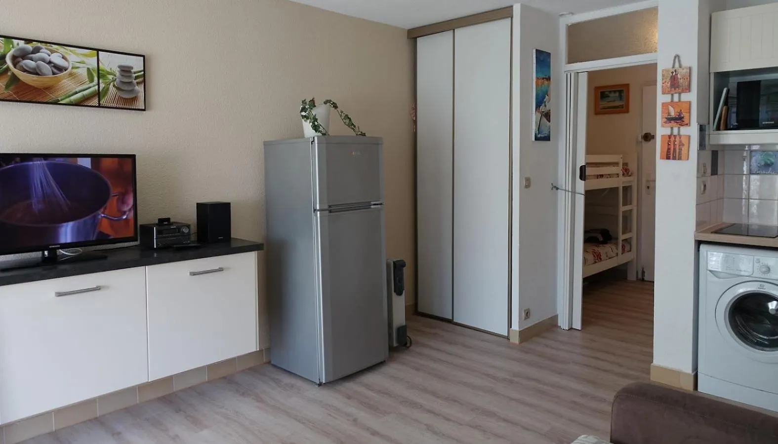 Studio Proche Port Et Plages, Au Calme Hyeres France